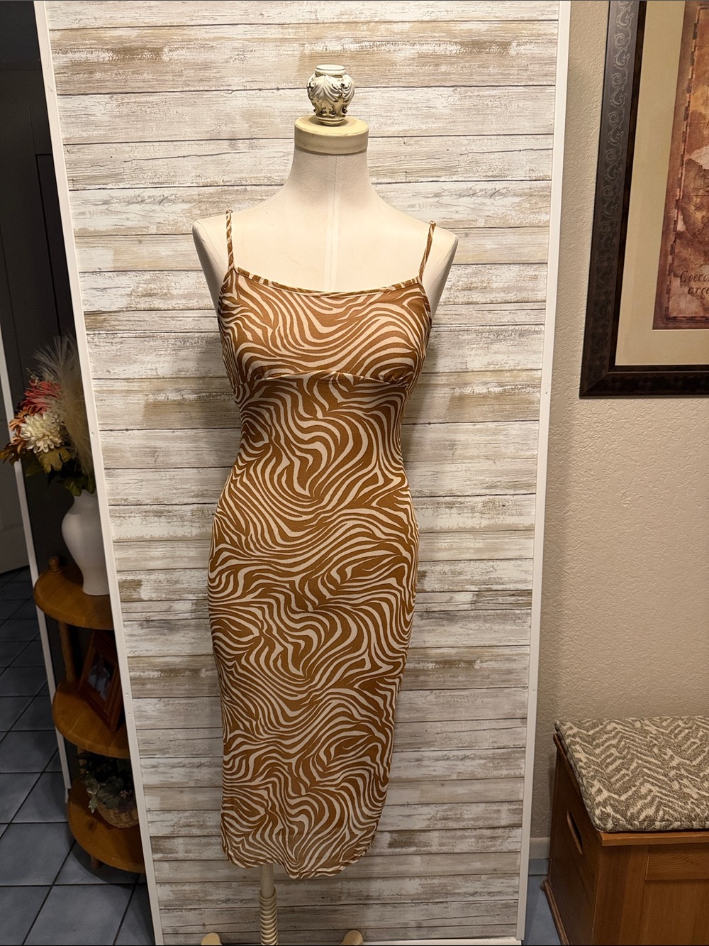 Women’s Brown Zebra-Print Slip Dress fully lined size small